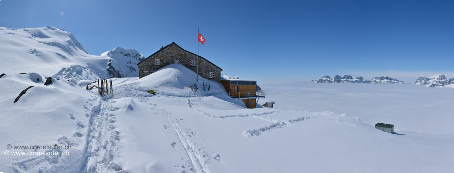 Ankunft bei der SAC Tierbergli Hütte 2795m (Homepage / Karte)