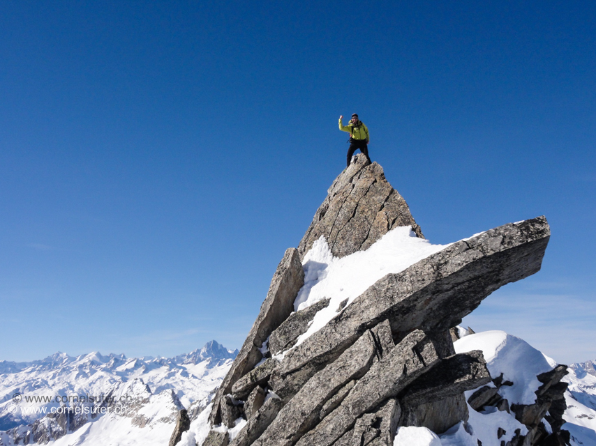 Luftig luftig auf dem Witenwasserenstock 3085m Hauptgipfel