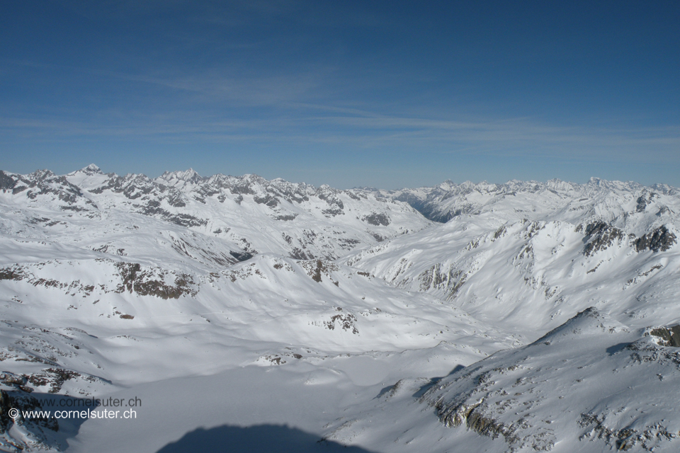 Sicht zurück zum Witenwasserengletscher, die Aufstiegsroute.