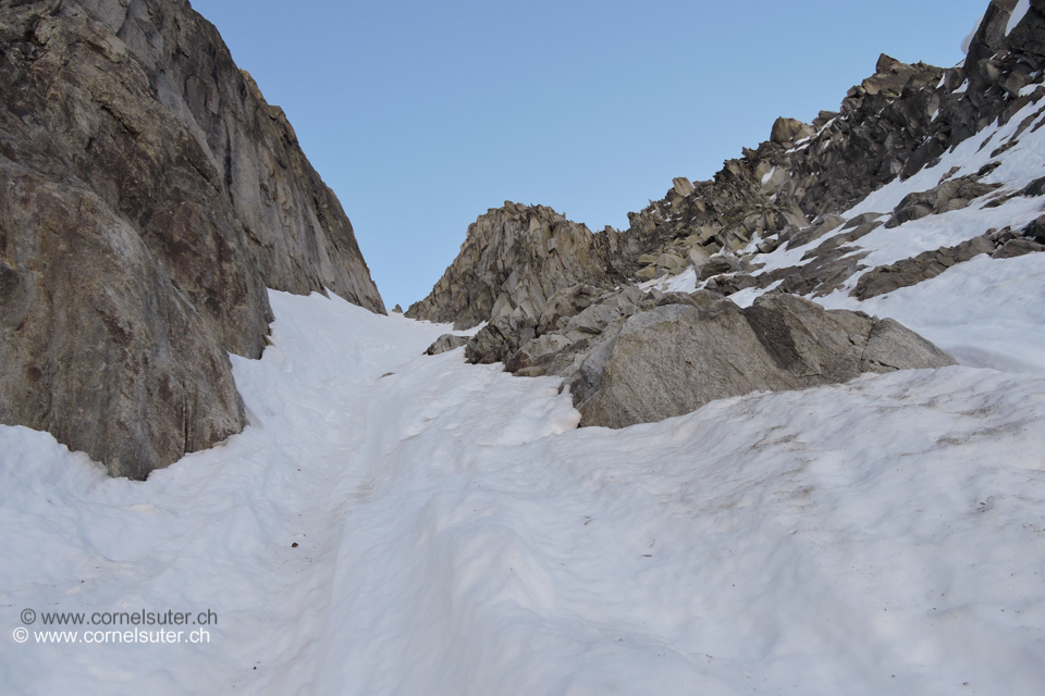Am Aufstieg im Couloir.