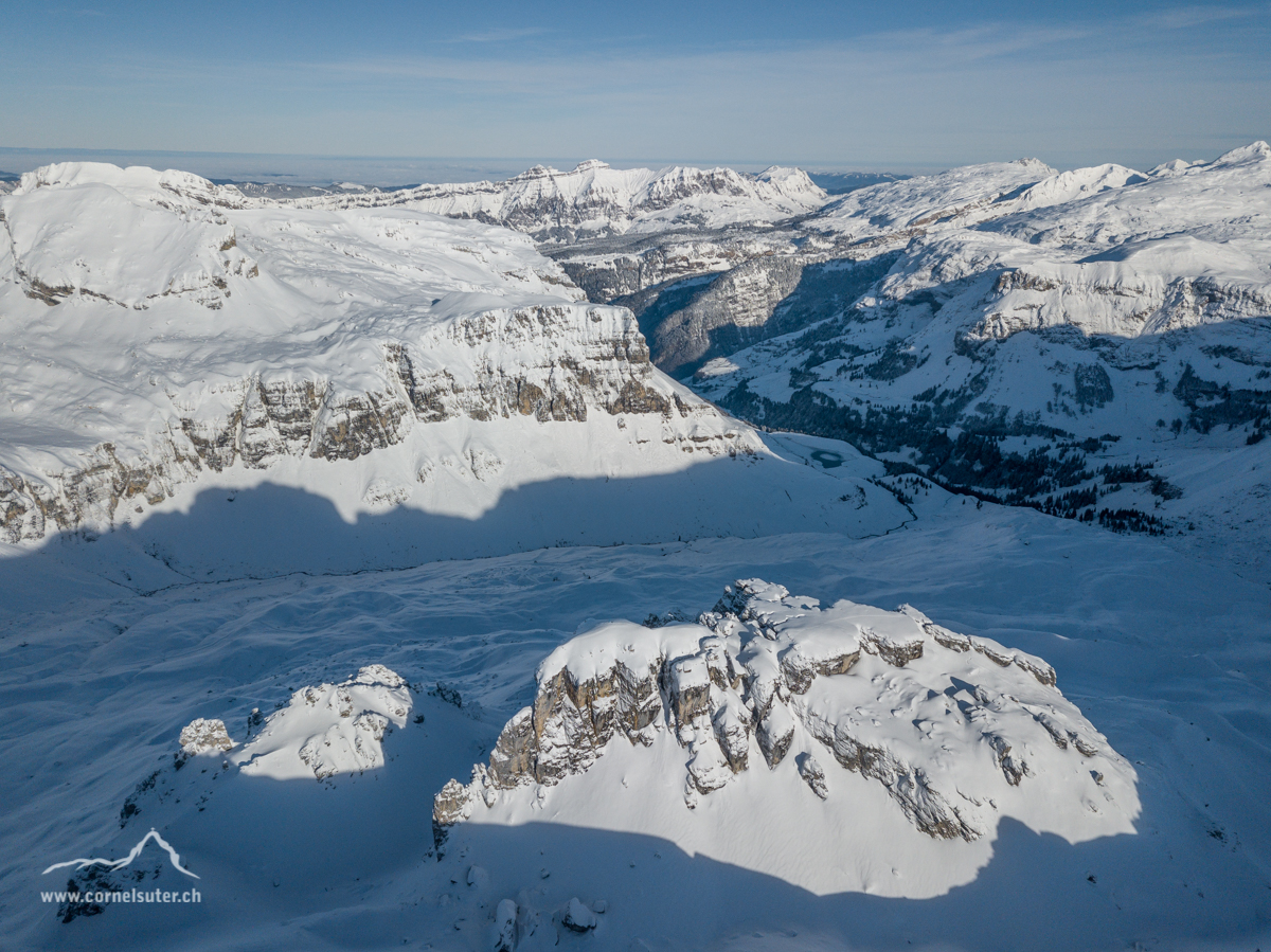 Skitour Rau Stöckli 2290m www.cornelsuter.ch