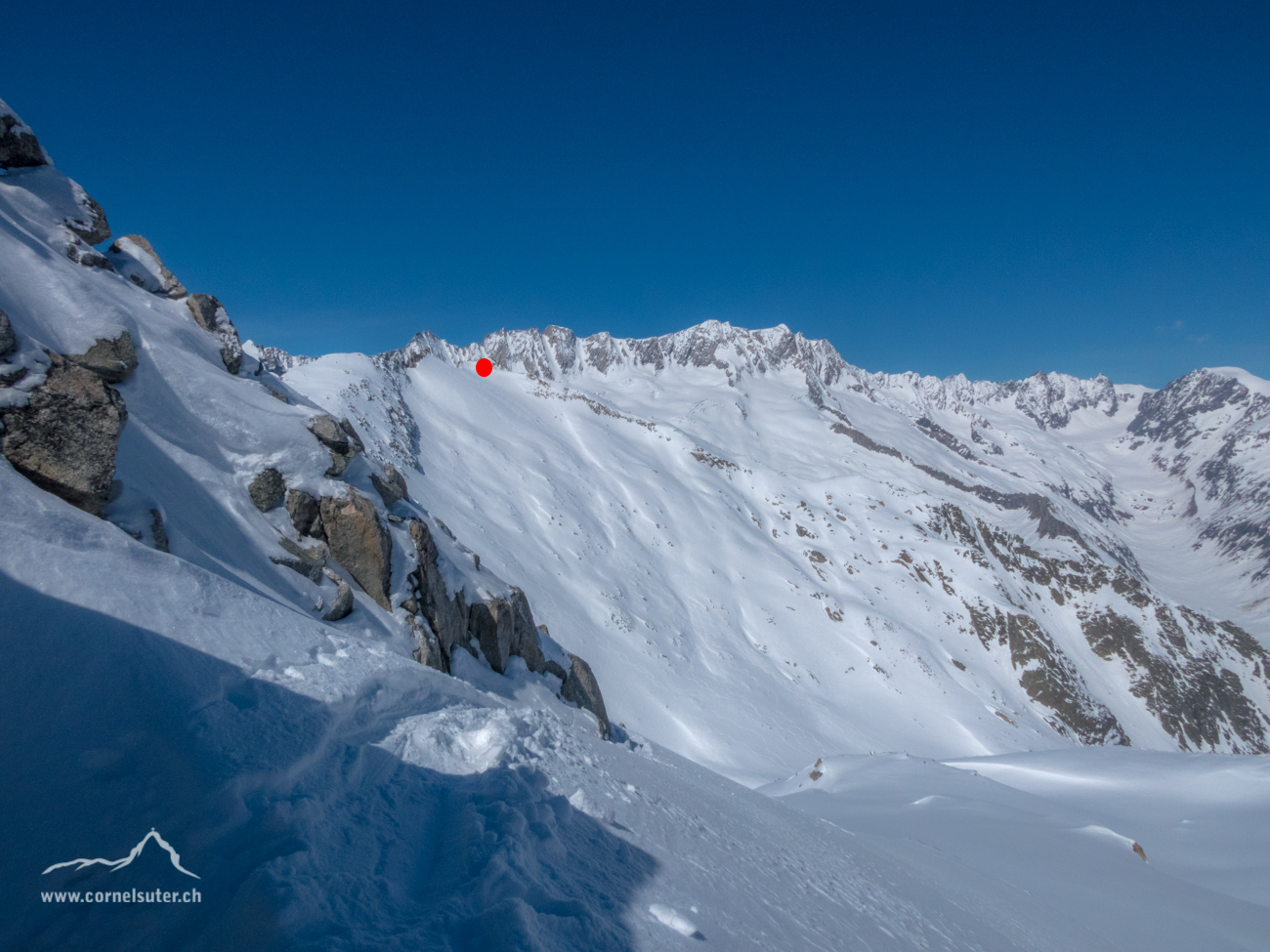 Sicht zurück links oben der Lochberg.